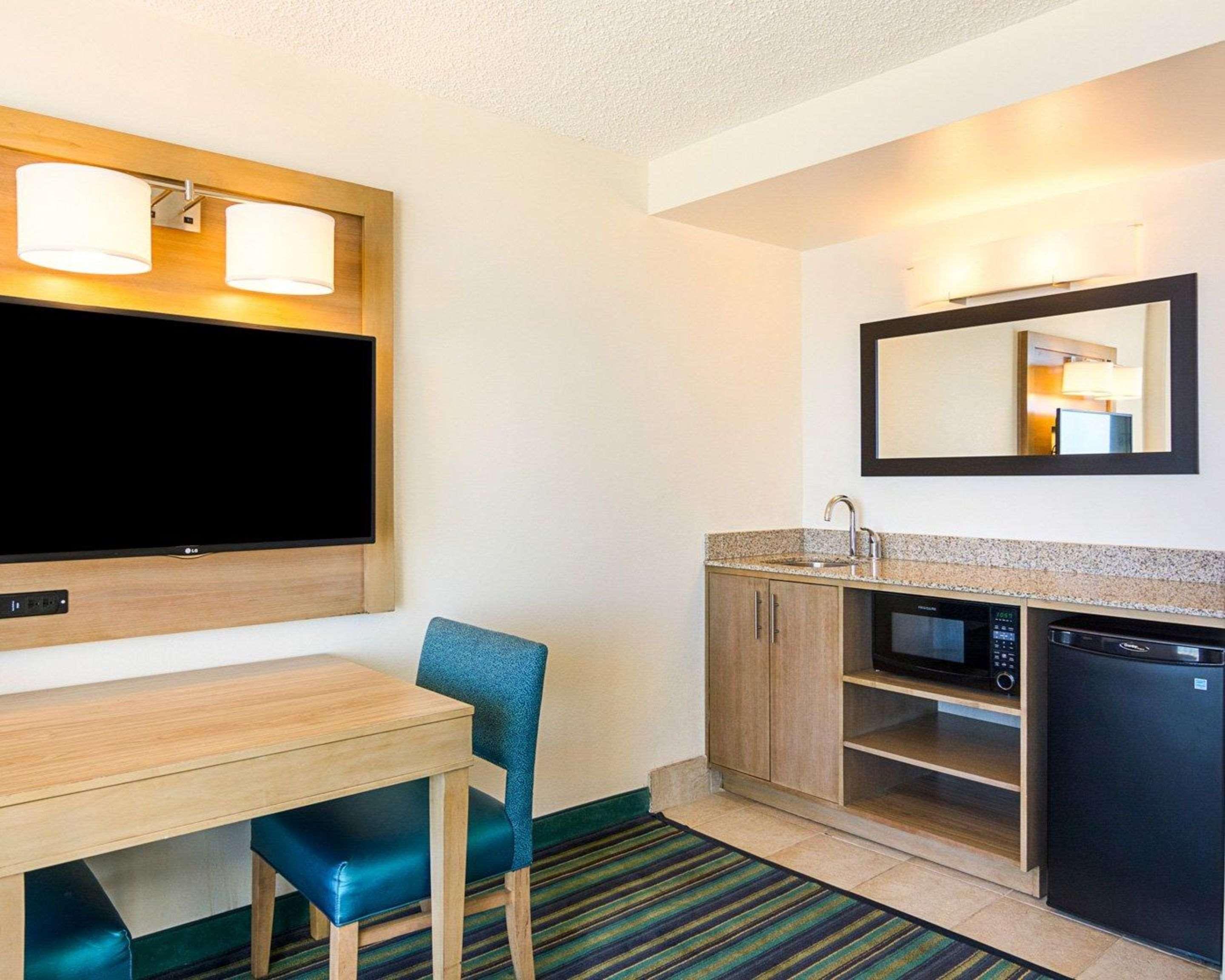 Comfort Suites Beachfront Virginia Beach Zewnętrze zdjęcie